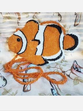 Finding Nemo Clown Fish Seed Bead Coin Purse Braided Crossbody Strap New NWOT